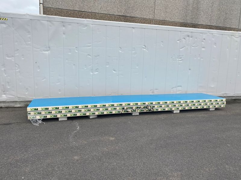 Sandwichpanelen 100 mm 3 lengtes 6000 mm  (NCS111826)