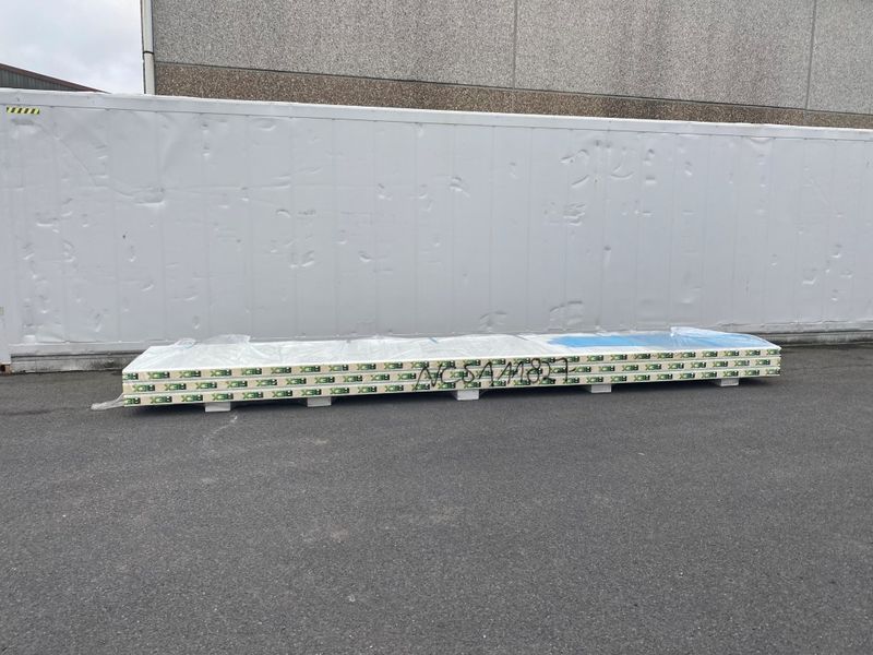 Sandwichpanelen 100 mm 3 lengtes 6000 mm  (NCS111827)