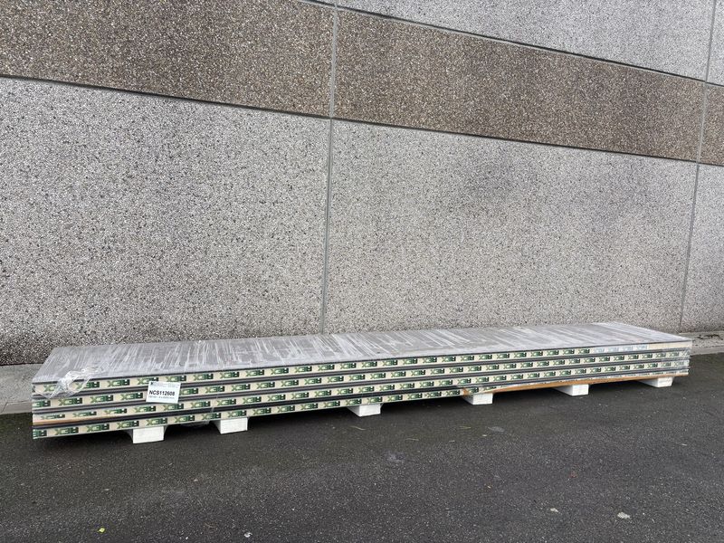 Sandwichpanelen VB100 mm 4 lengtes 6000 mm (NCS112608)